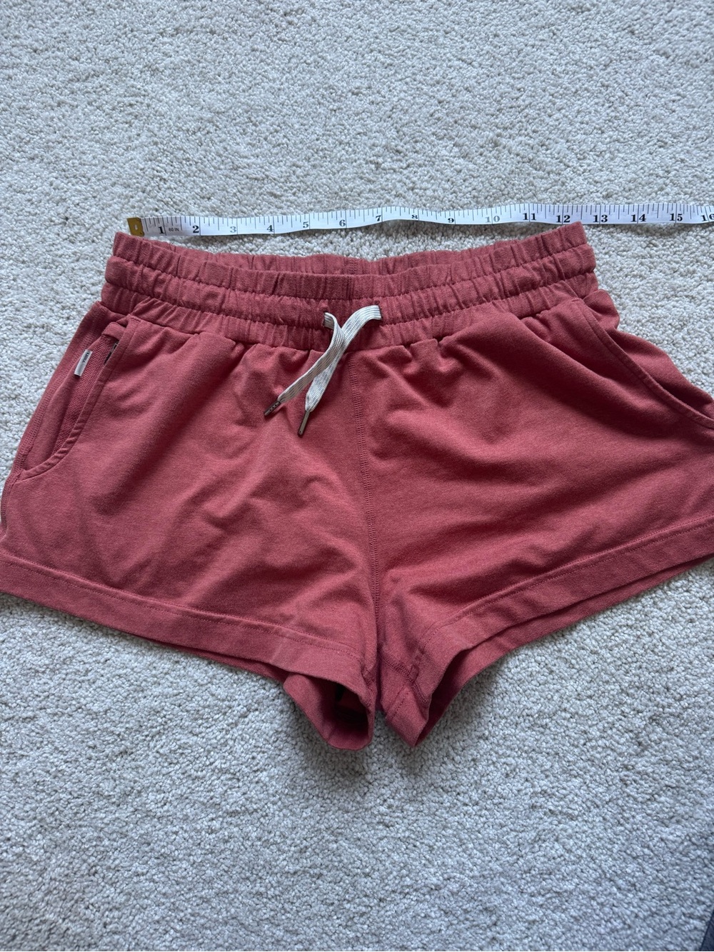 Women’s Vuori Halo Performance shorts - Rust Pink - Picture 3 of 5
